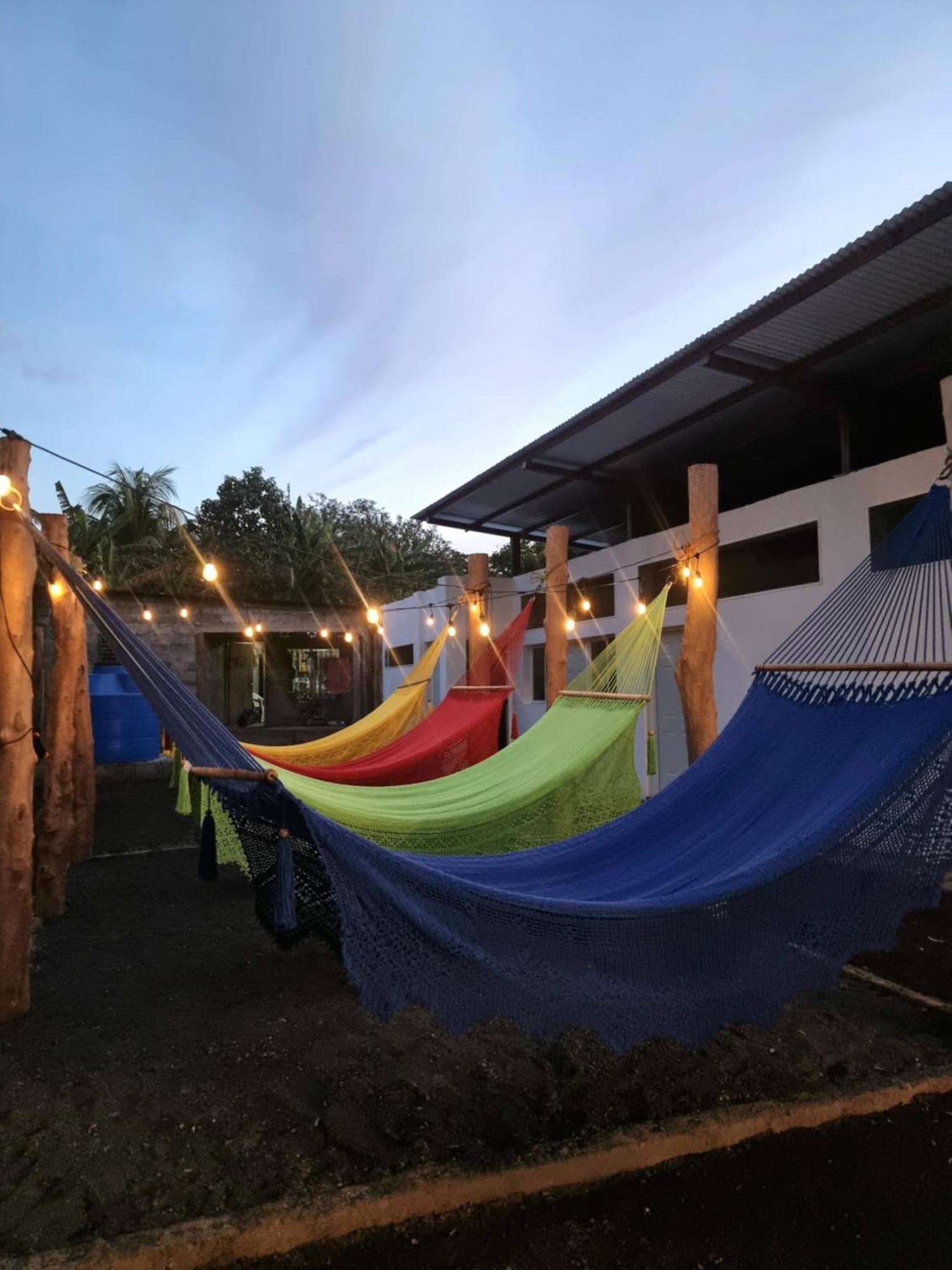 Nomadas Hostel Moyogalpa Exterior photo